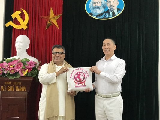 yoga school affiliation